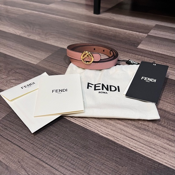 Fendi Accessories - Fendi Vit. Grace Rosa - Pink Blush Leather Belt with Gold Buckle size 85/34 NWT
